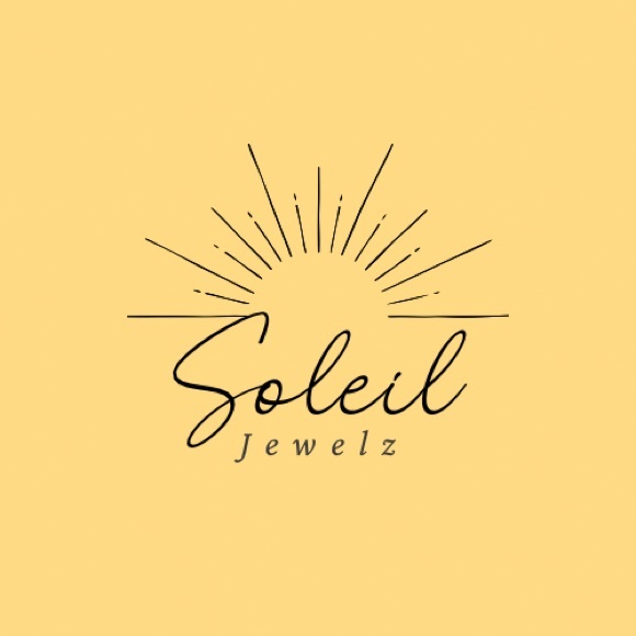 Meet your Posher, Nicole - Picture 1 of 1